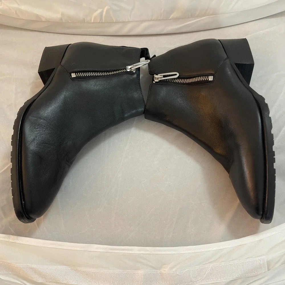 Aquatalia Fantina Weatherproof Bootie Black Leather Women‎ 8.5M RUNS SMALL Italy